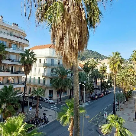 4-personnes Avec Balcon * Hyères